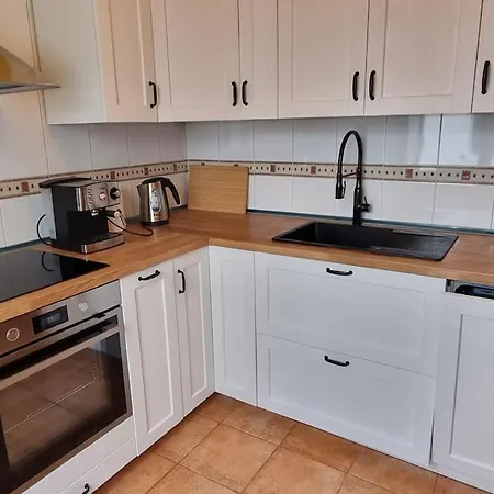 Apartmán Gilda: Beautiful Spacious Apartment. Seaview From Rooftop Terrace *